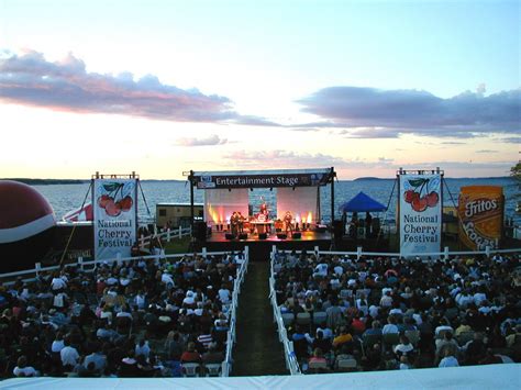 Live Music Events in Traverse City .